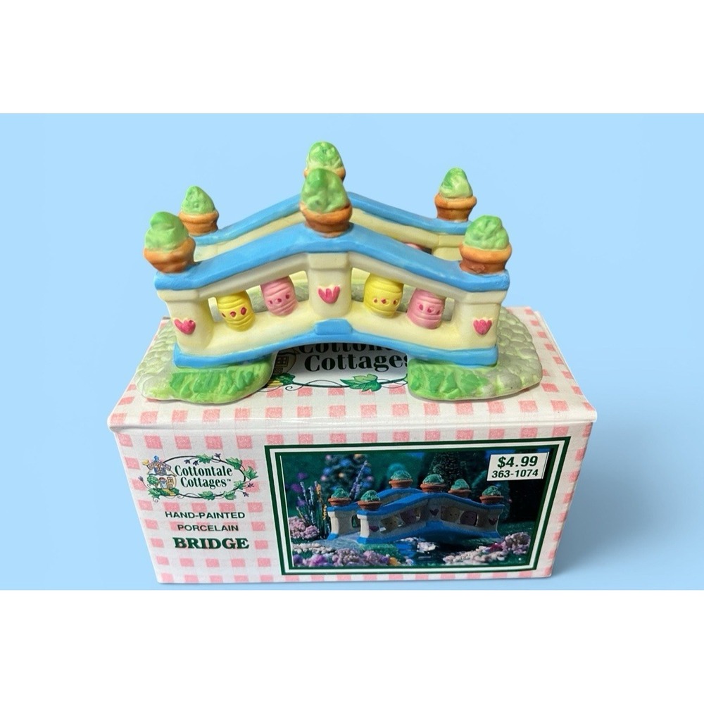 1997 Cottontale Cottages Bridge Hand Painted Porcelain Multicolor Vintage Box